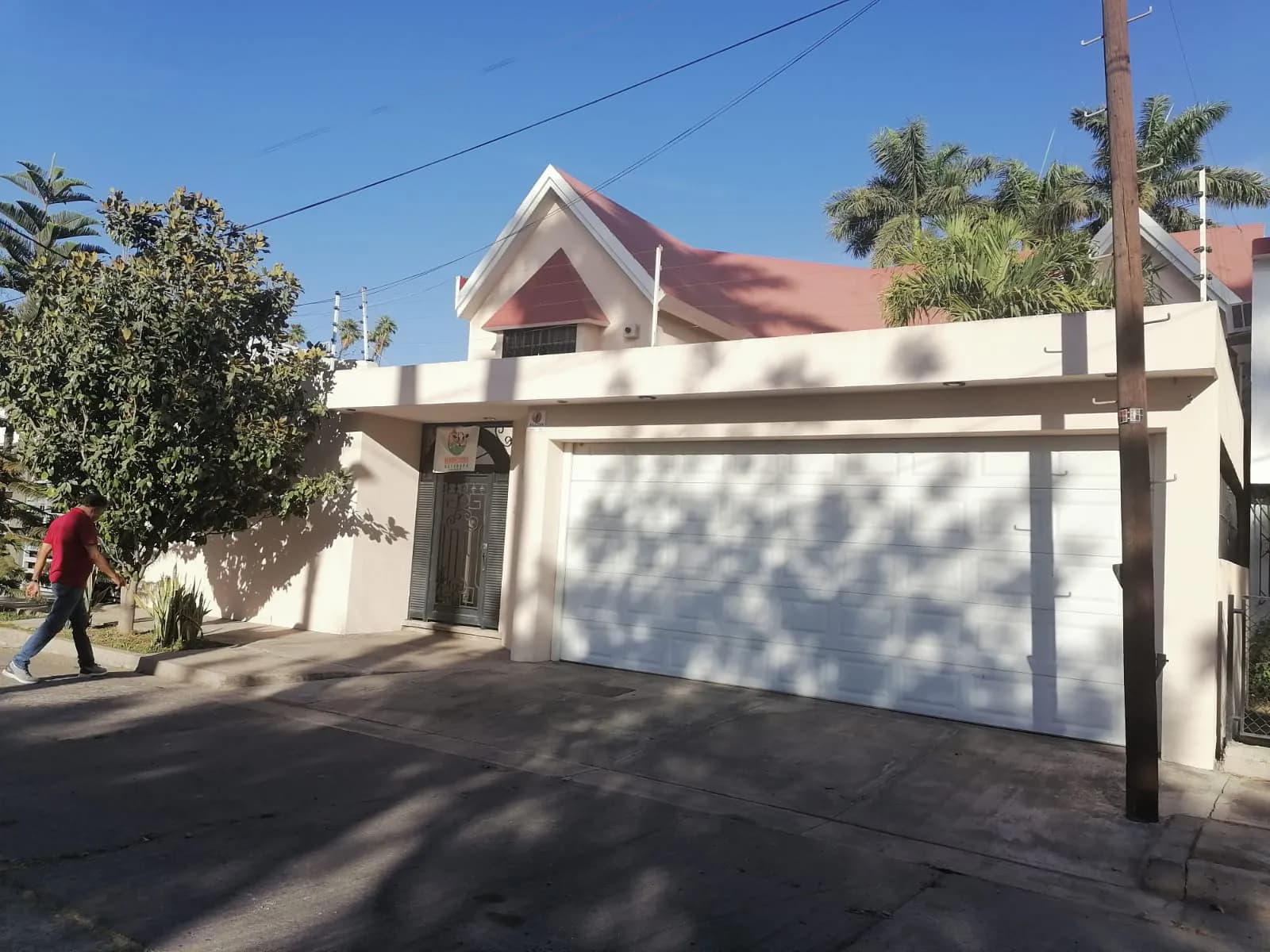 CASA EN VENTA CINCO RECAMARAS EN LOS MOCHIS