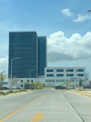 5_2201 | CONSULTORIO EN RENTA HOSPITAL MAC | GCI Bienes Raíces