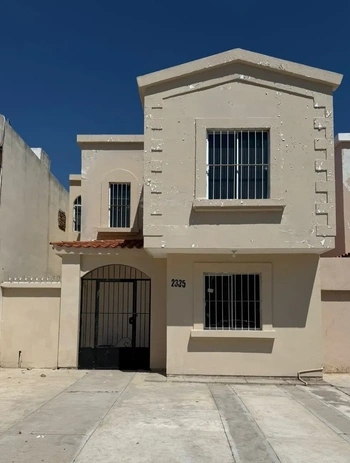 5_2944 | CASA EN RENTA FRACC MALLORCA | GCI Bienes Raíces