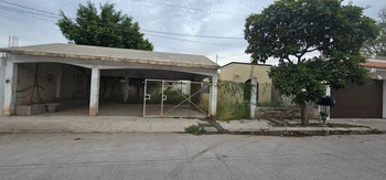 15_3024 | CASA EN VENTA CON TERRENO RESIDENCIAL PASEO ALAMEDA | GCI Bienes Raíces