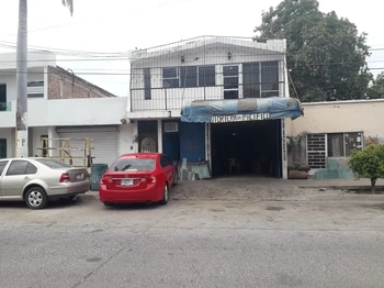 14_1983 | CASA CON LOCAL COMERCIAL | GCI Bienes Raíces